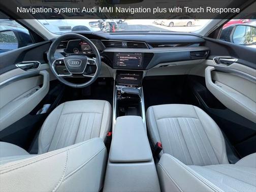 2021 Audi e-tron Premium Plus