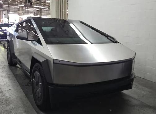 Ultra-Hard Stainless Steel 2025 Tesla Cybertruck Base