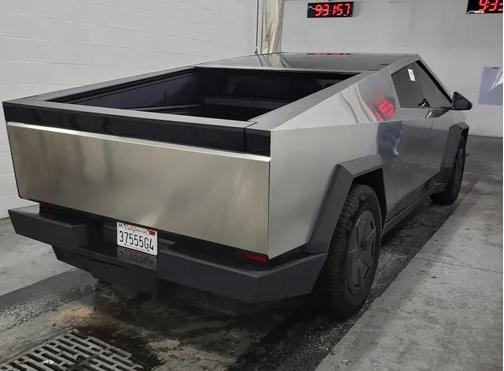 Ultra-Hard Stainless Steel 2025 Tesla Cybertruck Base