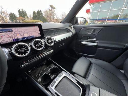 Night Black 2024 Mercedes-Benz EQB 300 4MATIC