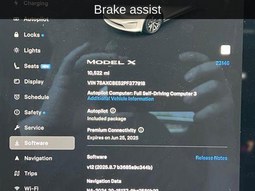 2023 Tesla Model X Base