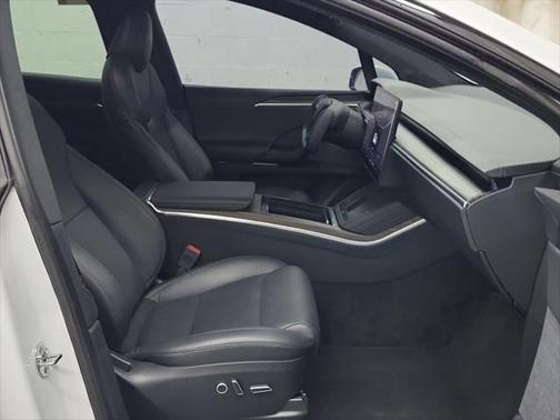 2023 Tesla Model X Base