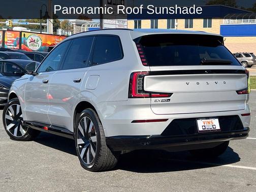 Silver Dawn Metallic 2025 Volvo EX90 Twin Motor Plus