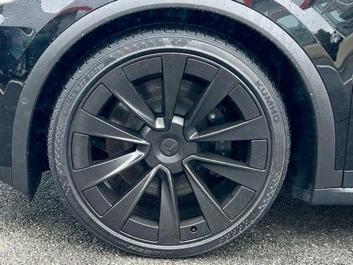 2022 Tesla Model X Base