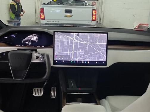 2022 Tesla Model X Base