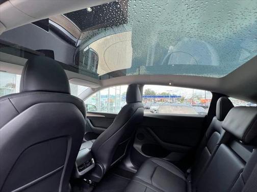 2024 Tesla Model Y Standard Range