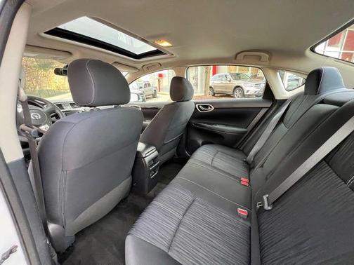 2016 Nissan Sentra SV