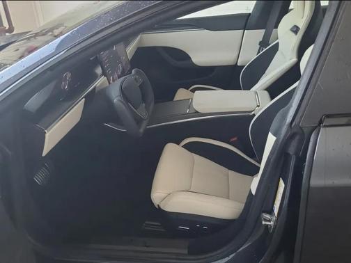 Stealth Grey 2025 Tesla Model S Plaid