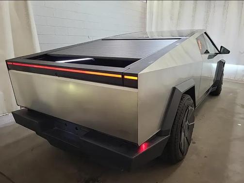 Ultra-Hard Stainless Steel 2025 Tesla Cybertruck Cyberbeast
