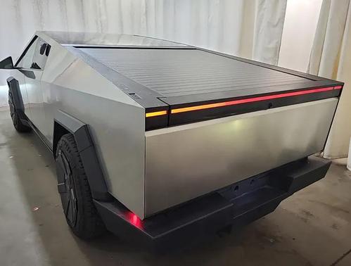 Ultra-Hard Stainless Steel 2025 Tesla Cybertruck Cyberbeast