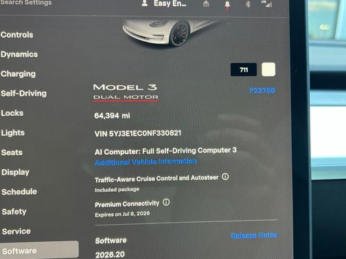 Pearl White Multi-Coat 2022 Tesla Model 3 Performance