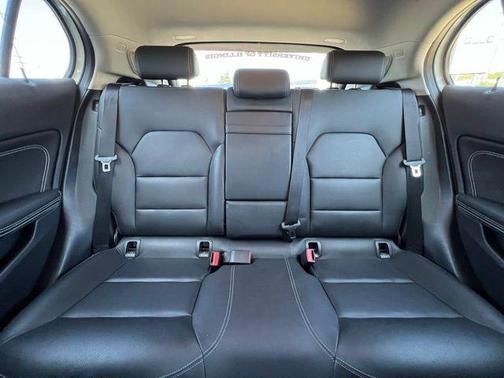 2015 Mercedes-Benz GLA-Class 4MATIC