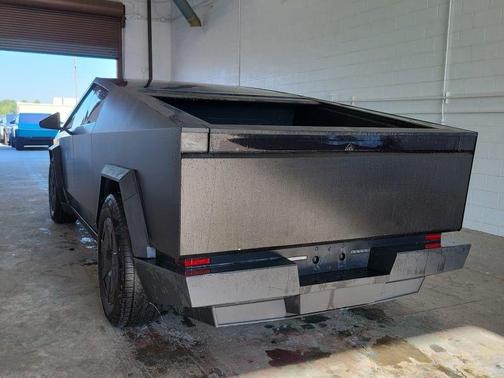 Stainless Steel 2024 Tesla Cybertruck Base