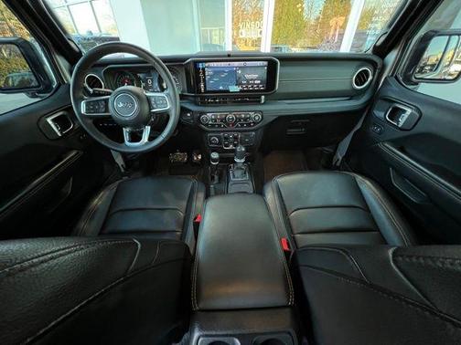 2024 Jeep Wrangler Sahara 4xe