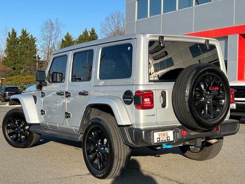 2024 Jeep Wrangler Sahara 4xe