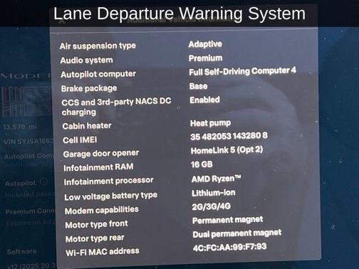 2023 Tesla Model S Plaid