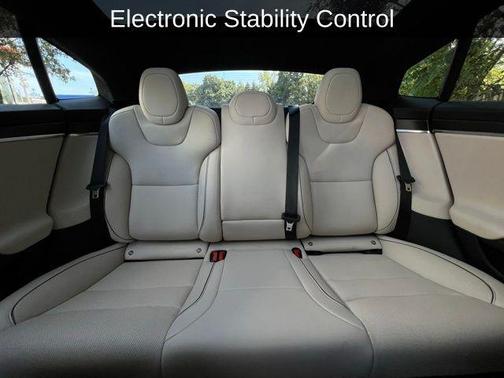 2023 Tesla Model S Plaid