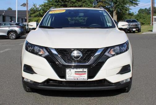 2022 Nissan Rogue Sport SV