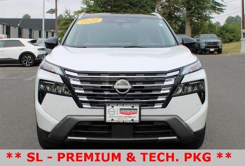 2025 Nissan Rogue SL