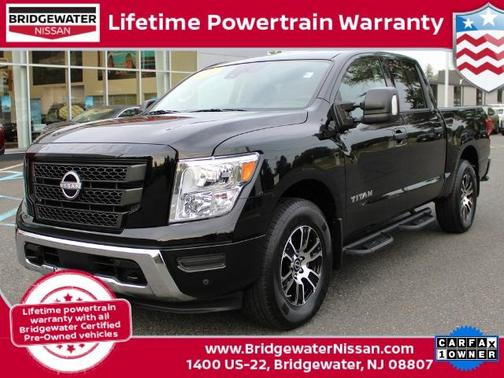 2024 Nissan Titan SV