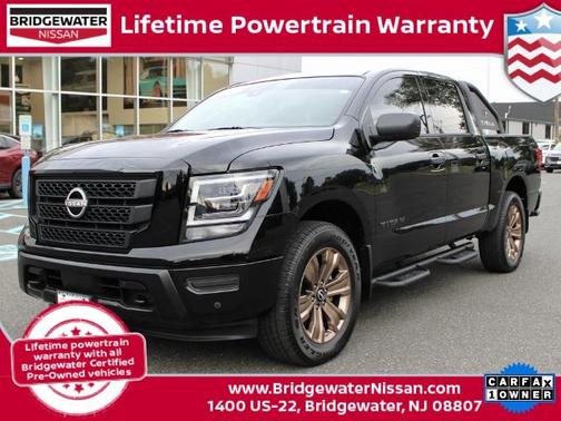 2024 Nissan Titan SV