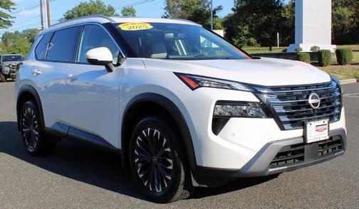 2025 Nissan Rogue SL