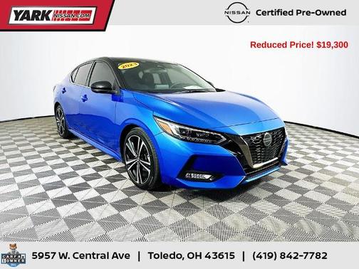 2 Tone Blue / Black Roof 2023 Nissan Sentra SR