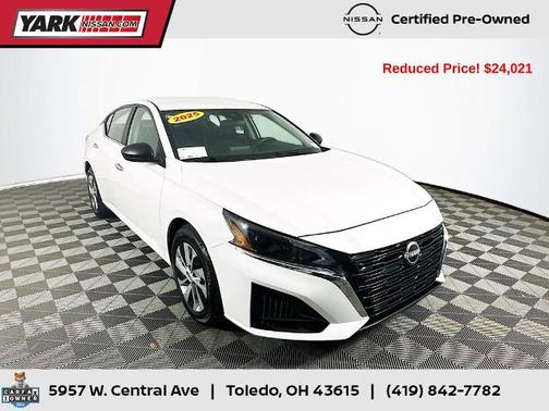 Glacier White 2025 Nissan Altima S
