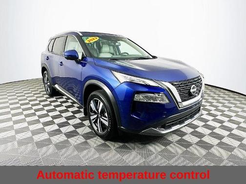 2022 Nissan Rogue SL