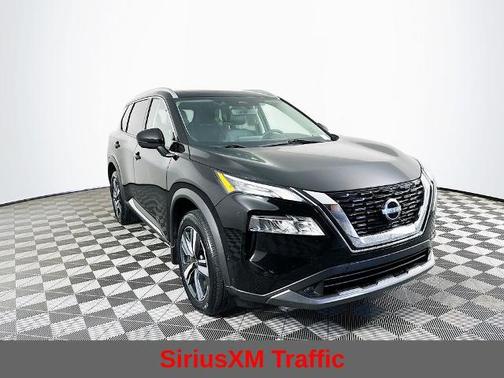 2022 Nissan Rogue SL