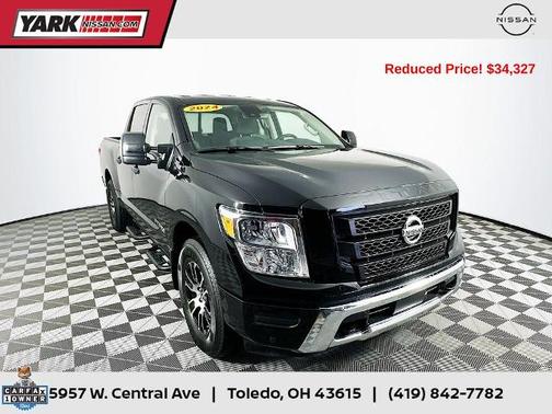 2024 Nissan Titan SV