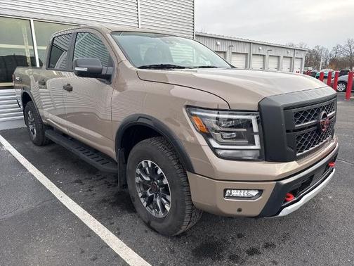 2024 Nissan Titan PRO-4X