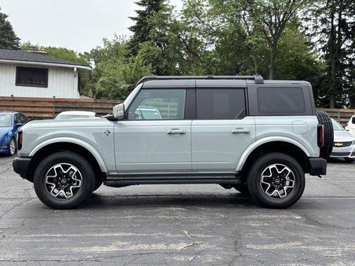 2022 Ford Bronco Outer Banks