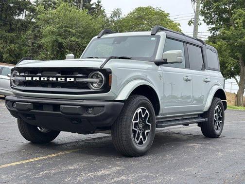 2022 Ford Bronco Outer Banks