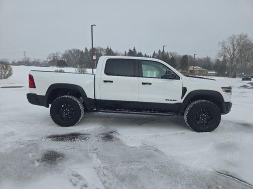 2026 RAM 1500 RHO Crew Cab 4x4 5'7' Box