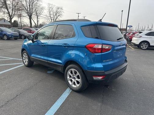 Photo 3 of 17 of 2018 Ford EcoSport SE