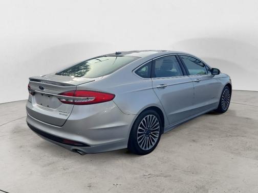 2017 Ford Fusion Hybrid Titanium
