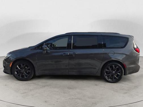 2020 Chrysler Pacifica Red S Edition