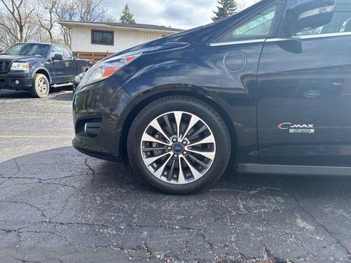 2017 Ford C-Max Energi Titanium