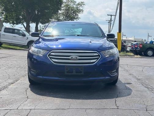 2014 Ford Taurus SEL