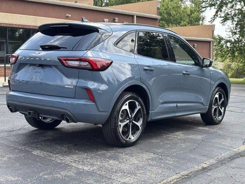 2024 Ford Escape ST-Line Select