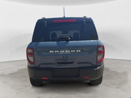 AZURE GRAY METALLIC TRI-COAT 2024 Ford Bronco Sport Badlands
