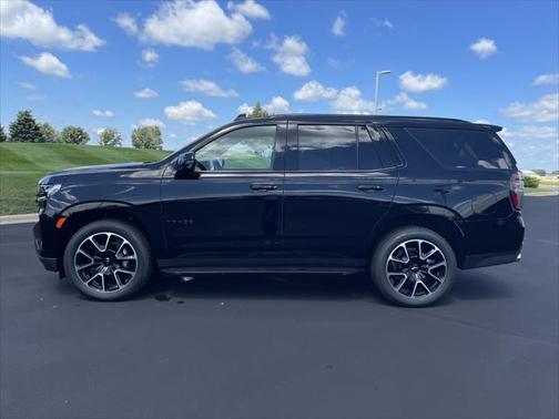 2023 Chevrolet Tahoe 4WD RST