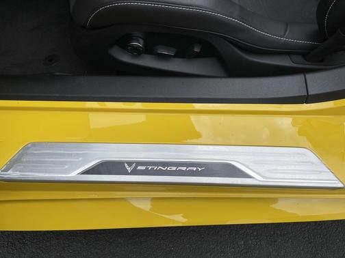 2025 Chevrolet Corvette Stingray w/3LT