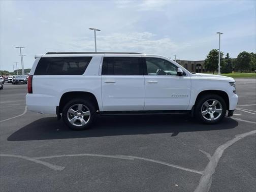 2017 Chevrolet Suburban LT
