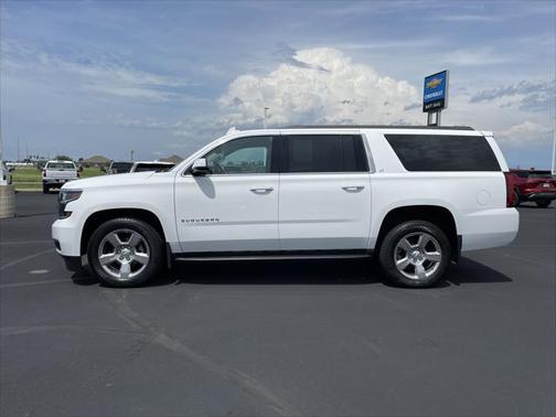 2017 Chevrolet Suburban LT