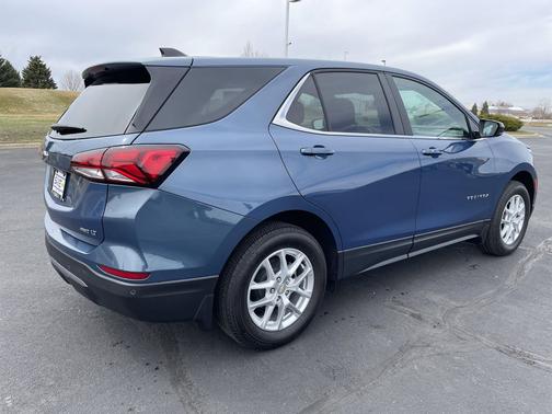 Lakeshore Blue Metallic 2024 Chevrolet Equinox 1LT