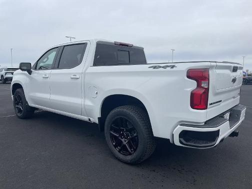 Summit White 2026 Chevrolet Silverado 1500 RST