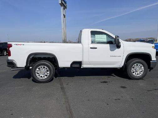 2025 Chevrolet Silverado 3500 WT