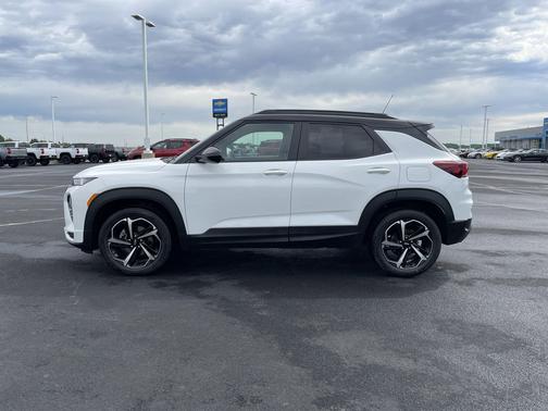 Summit White 2023 Chevrolet Trailblazer RS